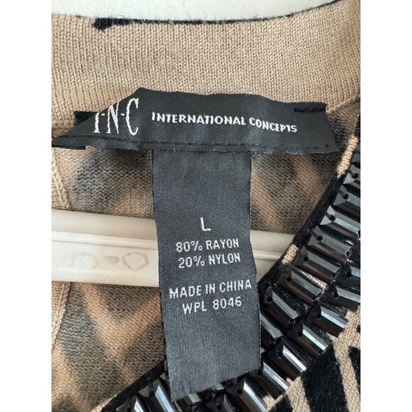 INC Beaded Collar Large Womens Rayon Blend Black Ivory Geometric Short Sleeve To - Picture 3 of 5